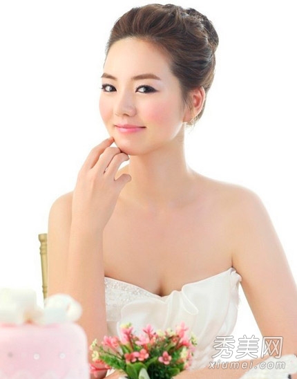 韩系唯美新娘发型 绽放优雅魅力
