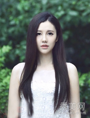 乌贼刘再发威 美女主播刘语熙私照发型盘点
