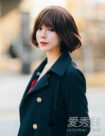 最新韩国女生流行发型 中短发最时髦