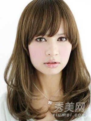8款日係卷發梨花頭發型 約會俘虜男友心
