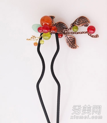三分钟瘦脸编发教程 麻花辫华丽升级