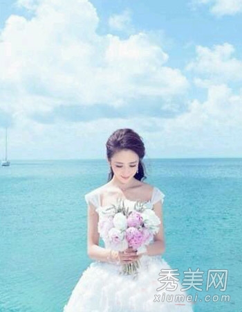 陈思成佟丽娅婚纱照 新娘公主头扎发超唯美