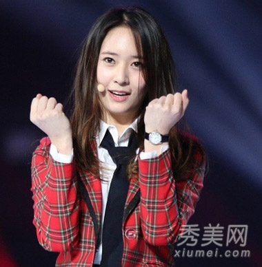 流行韩式发型 气质中分圆脸也变瓜子脸