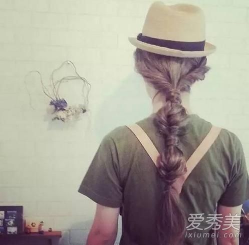 日本妹子为你解锁三股辫的新玩法 再也不怕造型重样了 头发怎么编好看