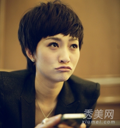 李小冉刘涛姚晨 闪婚女星百变发型比美