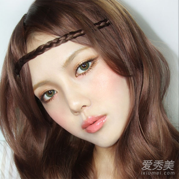 韩国彩妆女王PONY 时尚发型换不停