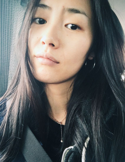 拒绝一本正经！法式“微波”头安利给你 法式微卷发