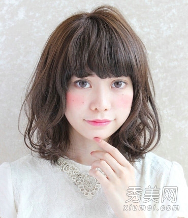 10款女生流行短发发型 春夏清新甜美风