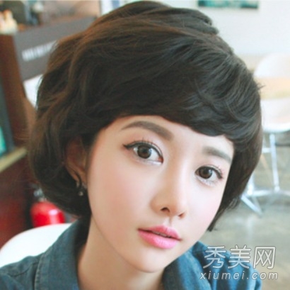 萌系韩式短卷发发型 美丽从头开始
