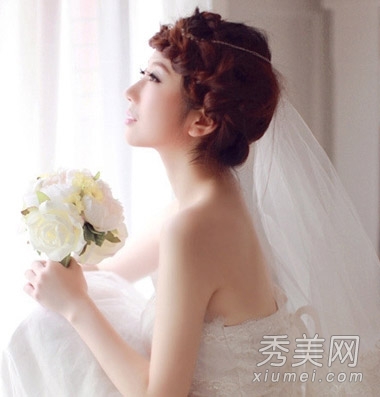 超仙新娘发型推荐 打造迷人梦幻婚礼