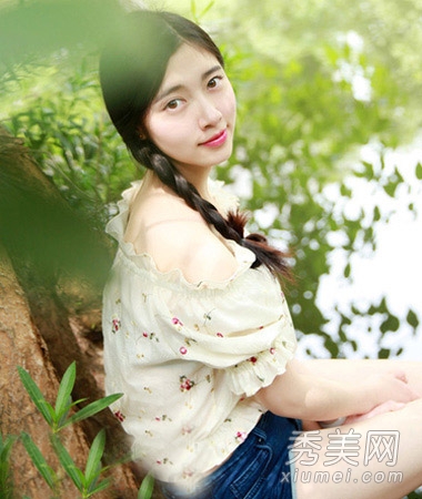 圆脸长发怎么扎 简易扎发十足女神范