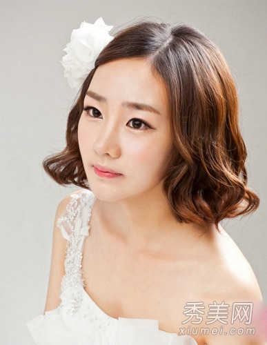 短发新娘也俏丽 韩式新娘发型轻松变美