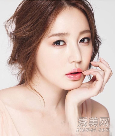 年度氣質發型比拚 無劉海最顯女神範