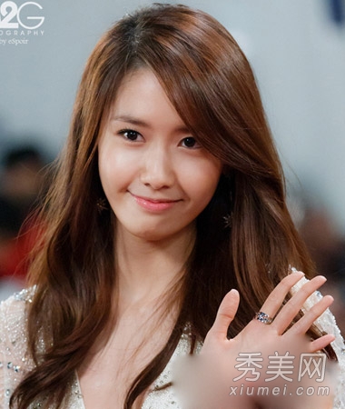 亚洲女神林允儿甜美韩式发型 春季约会必学