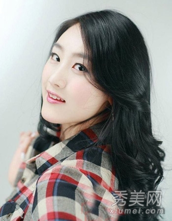 2014必备中长发烫发发型 冬日温暖治愈