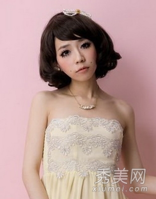 2012清凉短卷发发型 夏季甜美首选