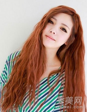 秋季韩国女生最潮发型 甜美时尚