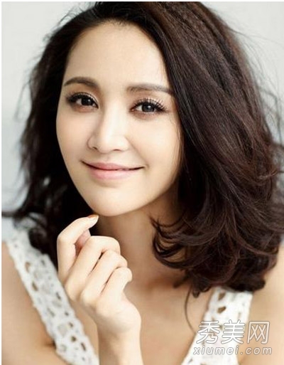 李小冉刘涛姚晨 闪婚女星百变发型比美