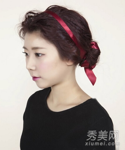 怎么扎好看花苞头 韩式发型扎法超简单
