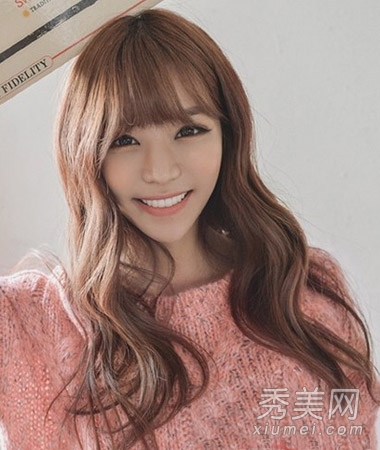 2014情人节必学吸睛卷发 时髦好看气质优