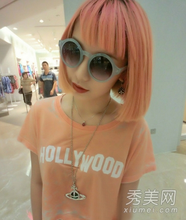 女生清爽齐肩发发型 中长发俏皮减龄