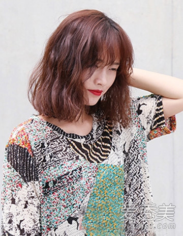 女生剪什么短发好看 韩式短卷发时尚百变