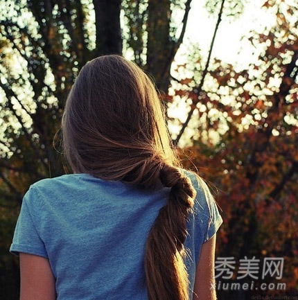怎么梳好看发型 10款可爱发型清新动人