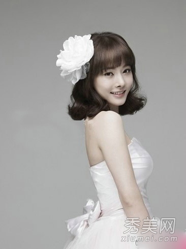 短发新娘也俏丽 韩式新娘发型轻松变美