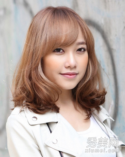 冬季剪什麼發型好看 韓式中長發最受歡迎