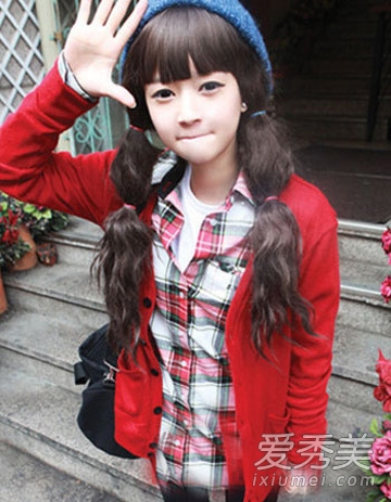早春女生气质发型图片 上街出游美美哒