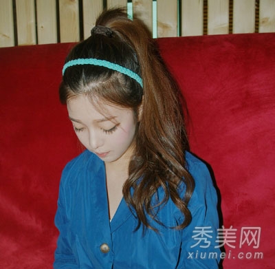 初秋流行的韩式女生发型图片
