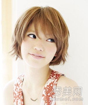 秋季最新日系发型图片 短发也能淑女和温柔