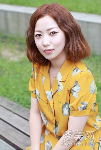 最新韩式短发蛋卷头发型 时尚甜妞范