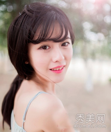 春夏最简单长发扎法 时尚清爽好打理