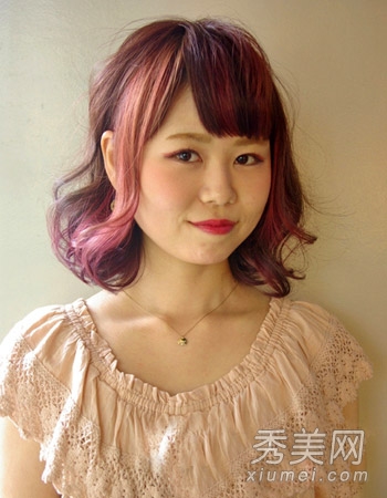 日系女生染发发型 个性时尚不夸张