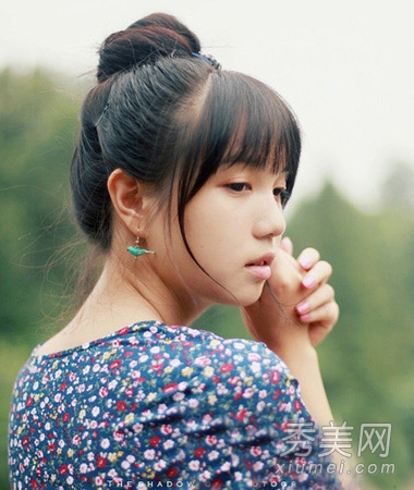 怎么扎花苞头最清爽 9款扎发美美一夏