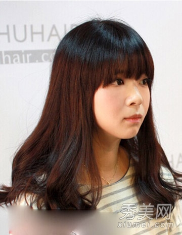 随手拍美女好看中长发 简单时尚韩范十足