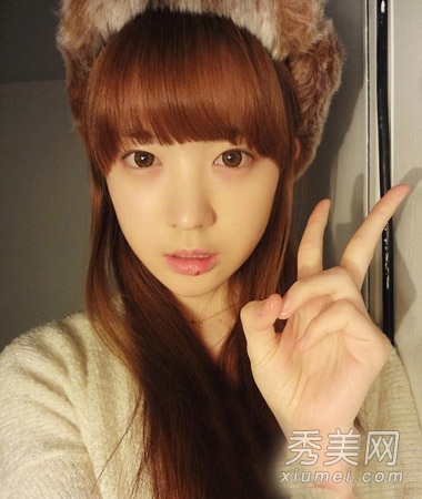 春季淑女范直发发型 凌乱感更显女神范