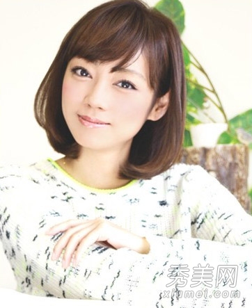 最新女生流行卷发推荐 有层次更修颜