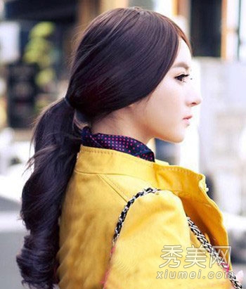韩国2012年最流行的中长卷发图片