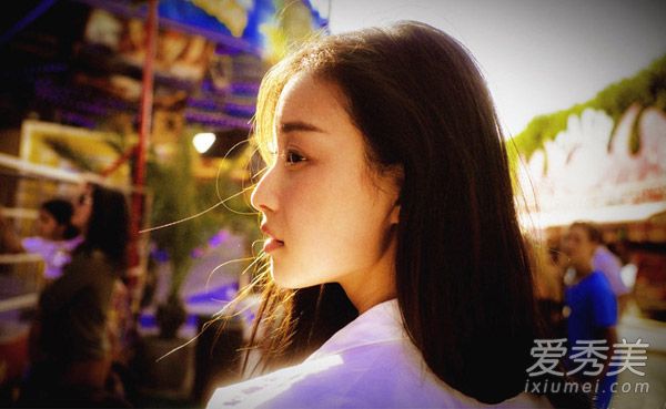 网友自拍+明星示范 解读2015最流行刘海发型 女生剪什么刘海好看
