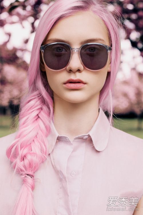 二次元发色杀入时尚圈 少女系蔷薇粉get了吗 粉色头发图片