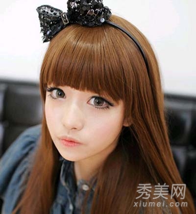 2013最显气质女生中长发 微卷更动人