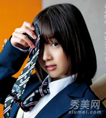 日係校園甜美女生發型 穿校服最清純