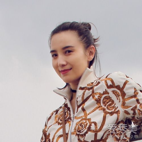 不光会穿衣 小宋佳的LOB头也是时尚范本 宋佳发型叫什么