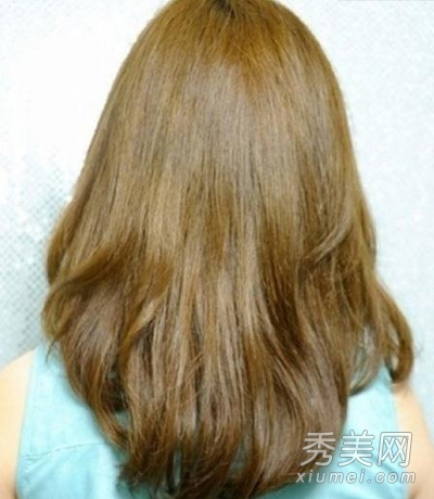 人气棕色系染发梨花头 显白显嫩有技巧