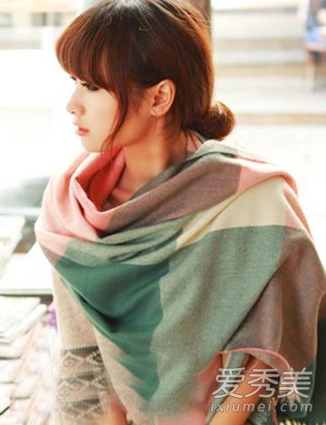 冬季围巾搭配技巧 9款发型清新文艺范