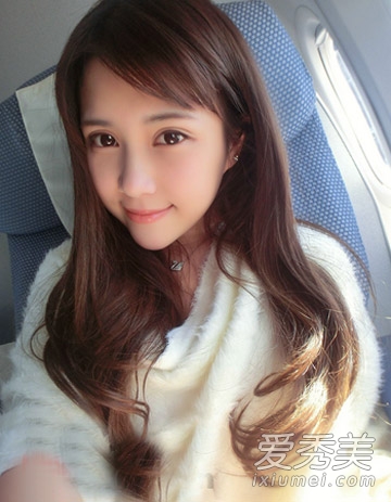 2015最新流行发型 微卷长发女生最爱