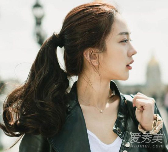 过年了发型也要翻篇 中韩女神合体示范最IN造型 2016新年发型