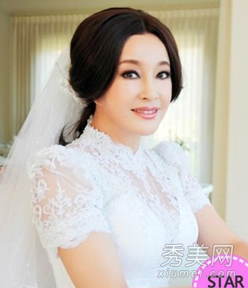 刘晓庆四度花开 唯美新娘发型秒杀众女星
